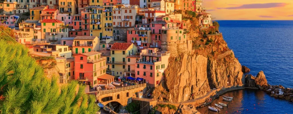 best-sunset-in-the-world-cinque-terre-italy-manarola-1536x1024 (1)